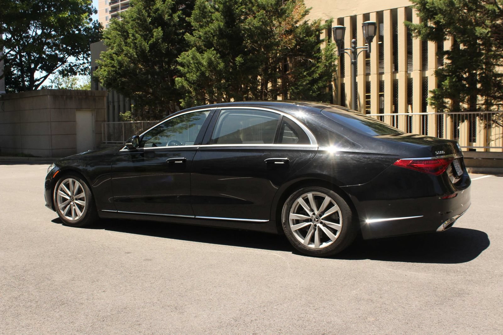Used 2022 Mercedes-Benz S 500 4MATIC image 9