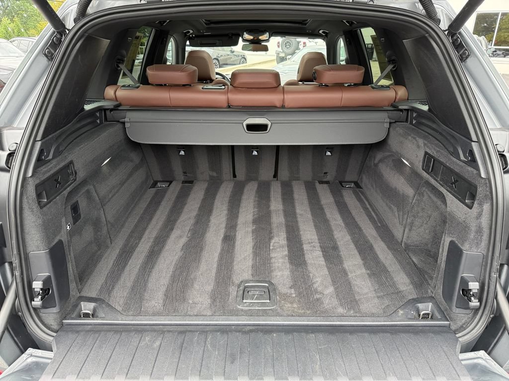 Used 2024 BMW X5 xDrive40i w/ Premium Package AWD/4WD image 38