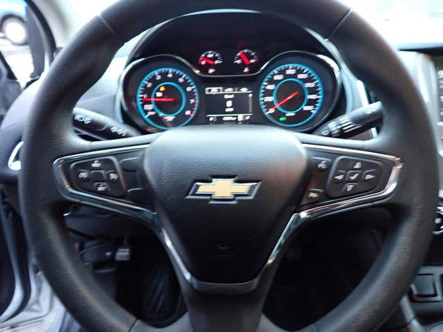 Used 2017 Chevrolet Cruze LT w/ Convenience Package image 23