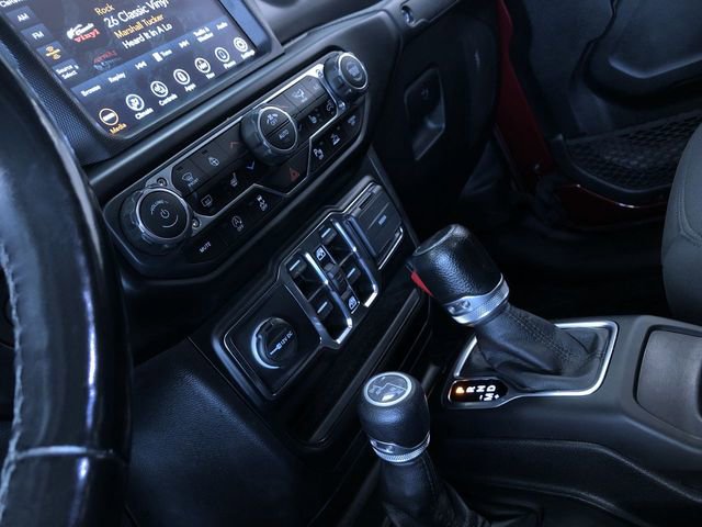 Used 2021 Jeep Gladiator Willys AWD/4WD image 24