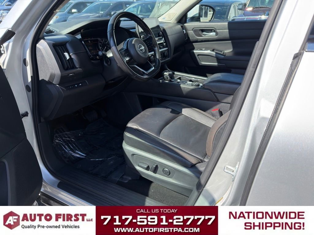 Used 2024 Nissan Pathfinder SL w/ SL Premium Package AWD/4WD image 10