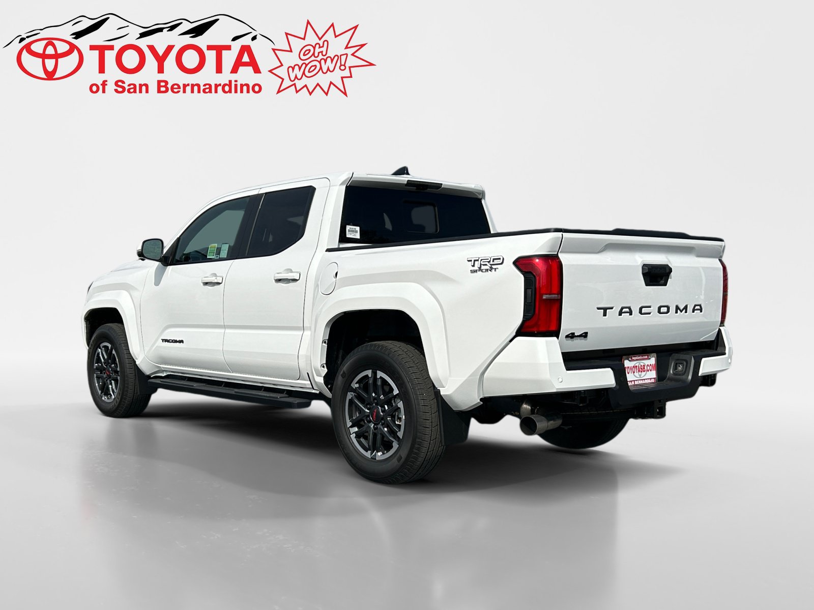 New 2024 Toyota Tacoma TRD Sport w/ TRD Sport Premium Package AWD/4WD image 3