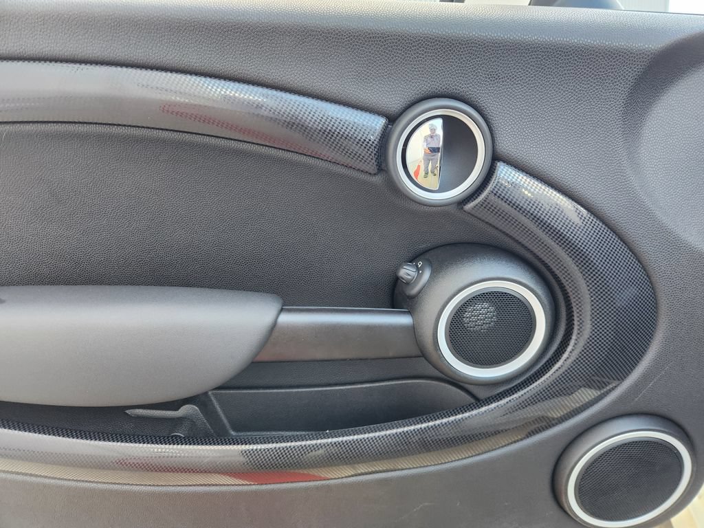 Used 2015 MINI Cooper Roadster S FWD image 21