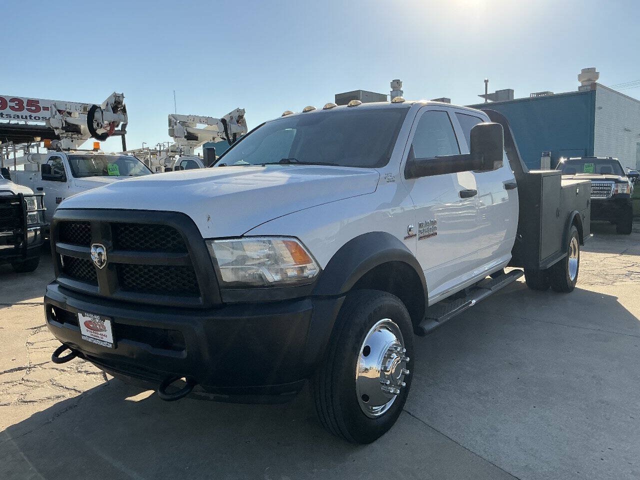 Used 2017 RAM 5500 Tradesman w/ Cold Weather Group AWD/4WD image 2