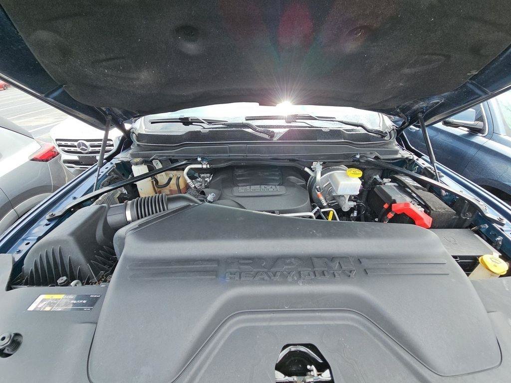 Used 2022 RAM 2500 Laramie AWD/4WD image 8