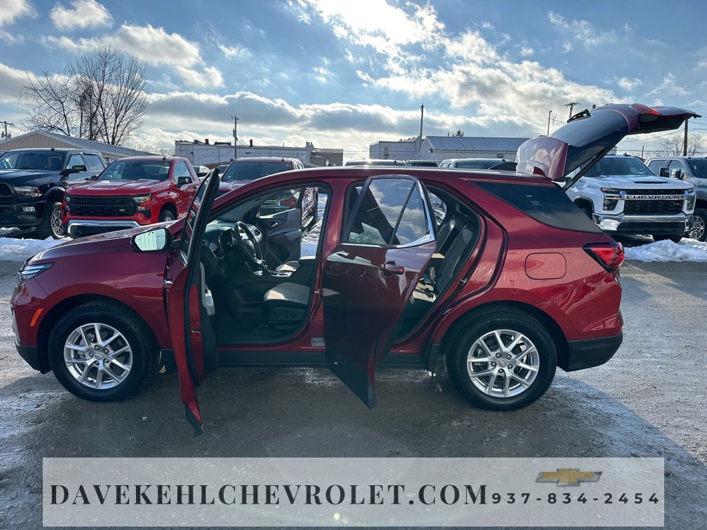 Used 2023 Chevrolet Equinox LT image 22