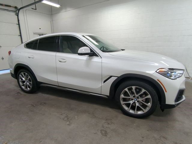 Used 2021 BMW X6 xDrive40i w/ Executive Package 2 image 2