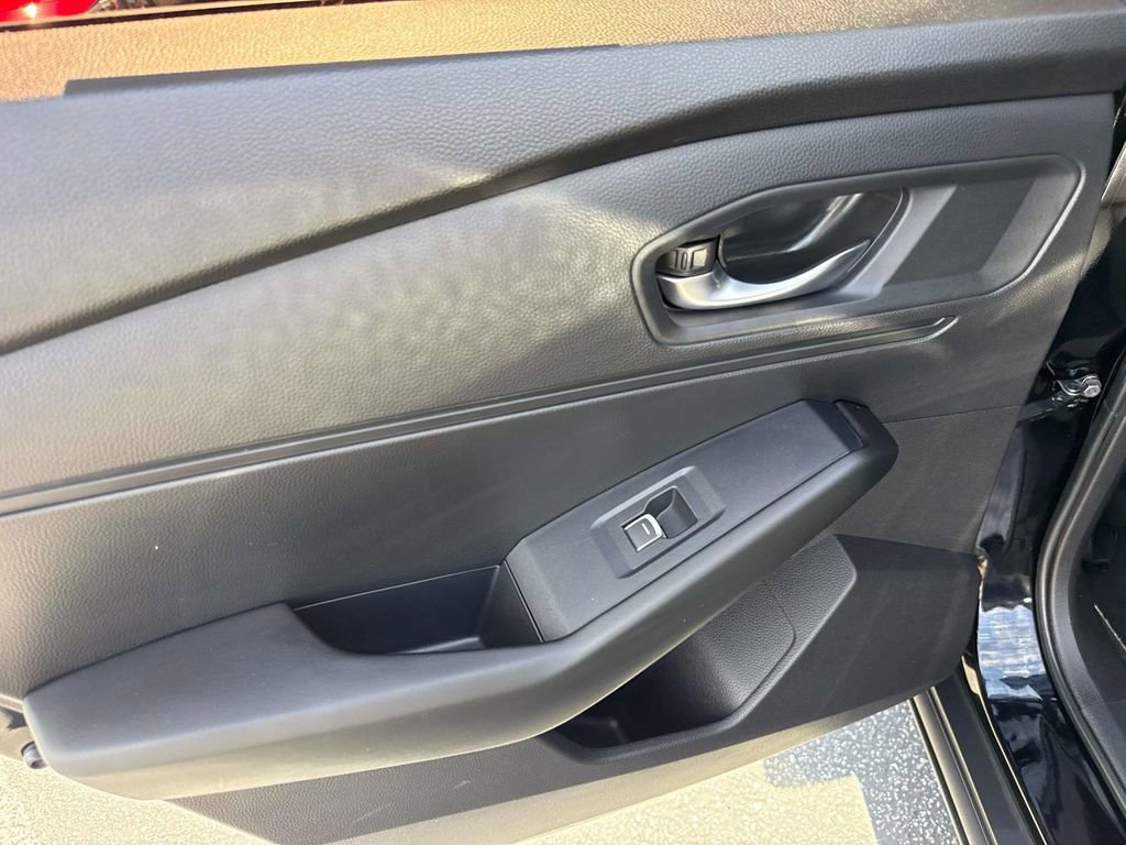 Used 2023 Honda Accord EX image 38