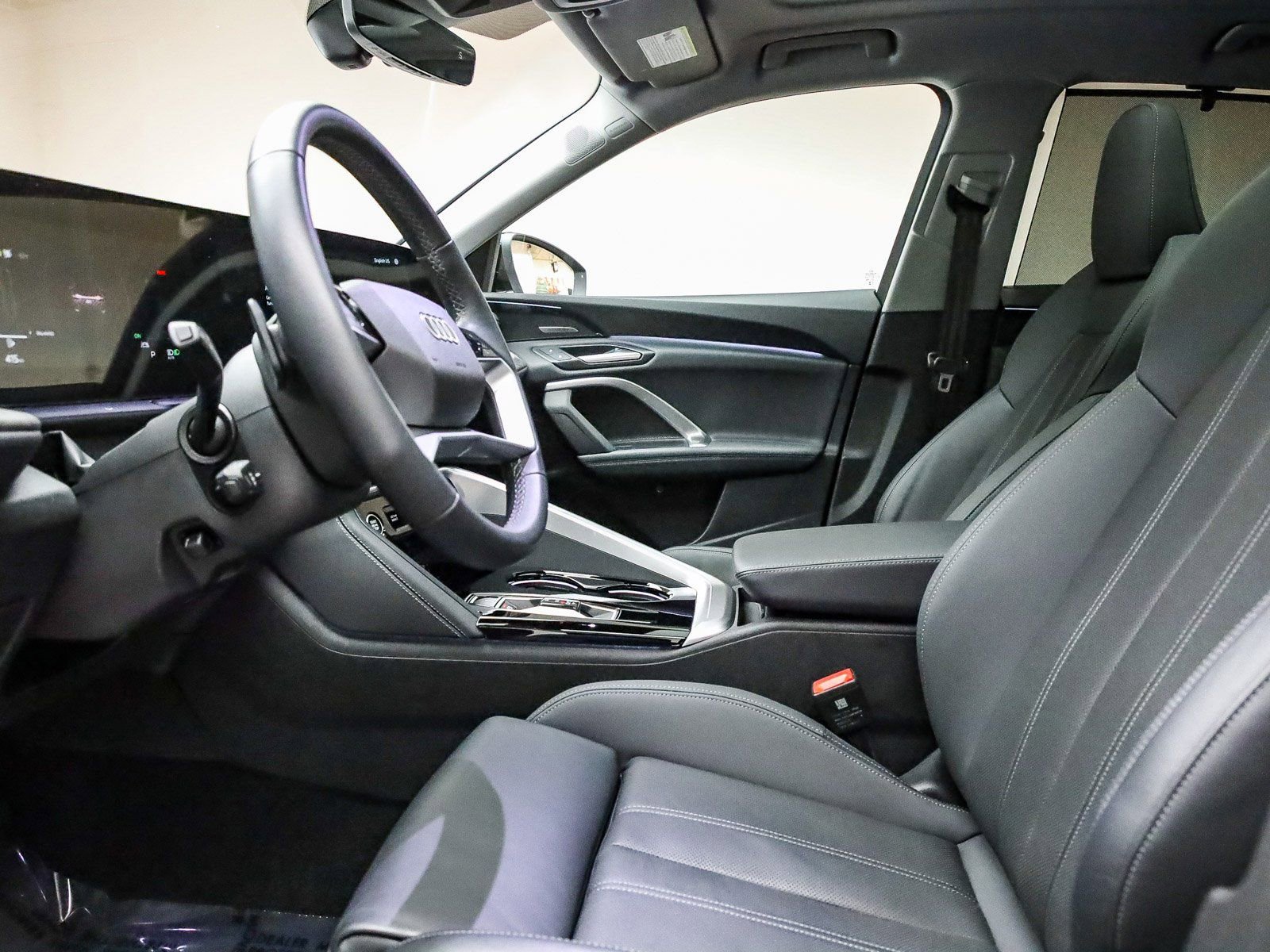 Certified 2025 Audi Q5 Premium Plus w/ Premium Plus image 19