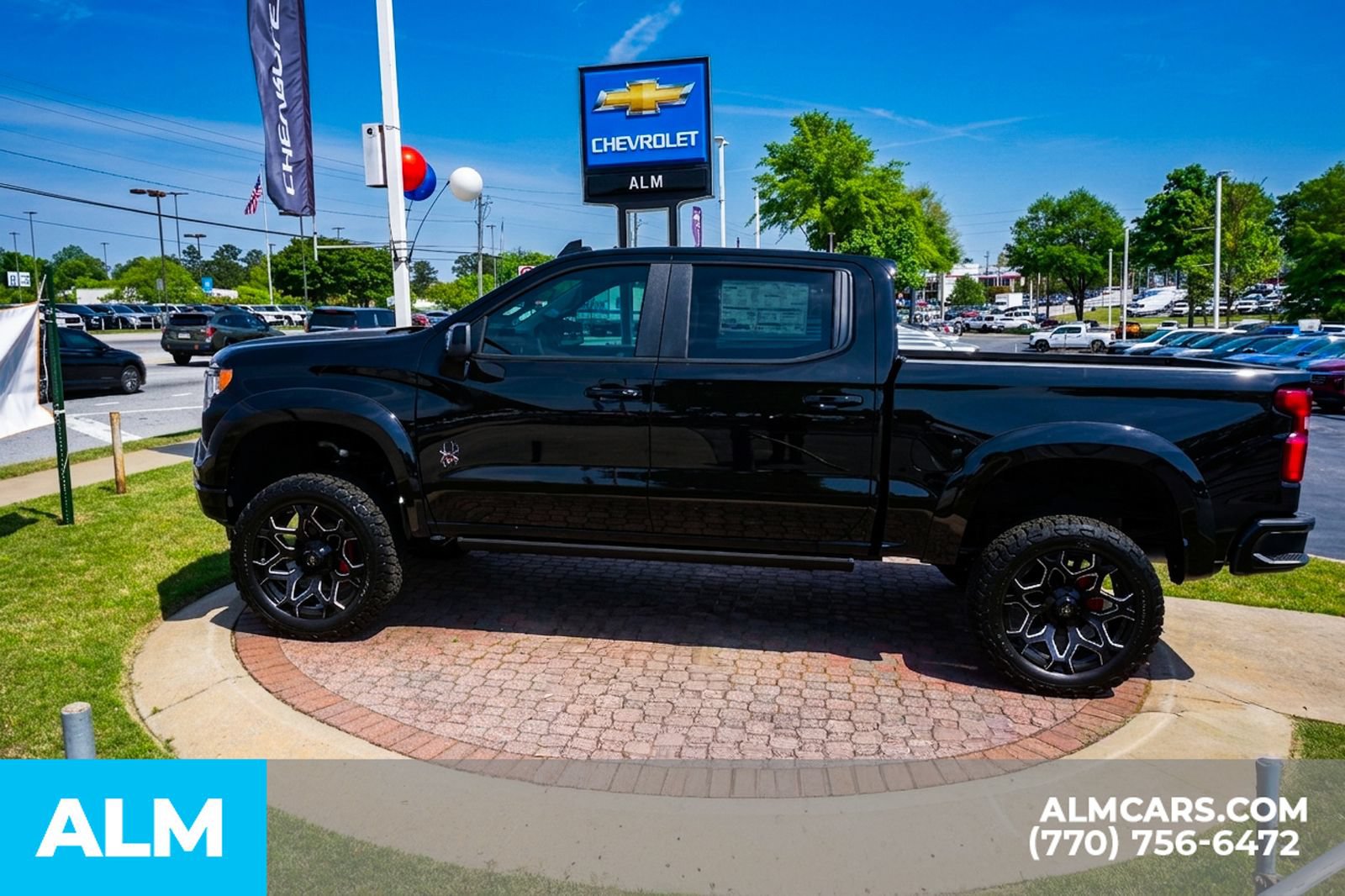 Used 2022 Chevrolet Suburban LT w/ LT Signature Package AWD/4WD image 74