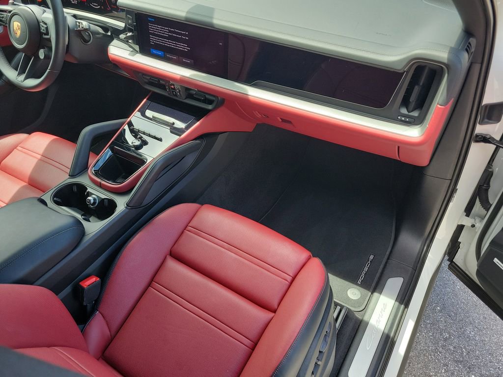 New 2025 Porsche Cayenne image 19