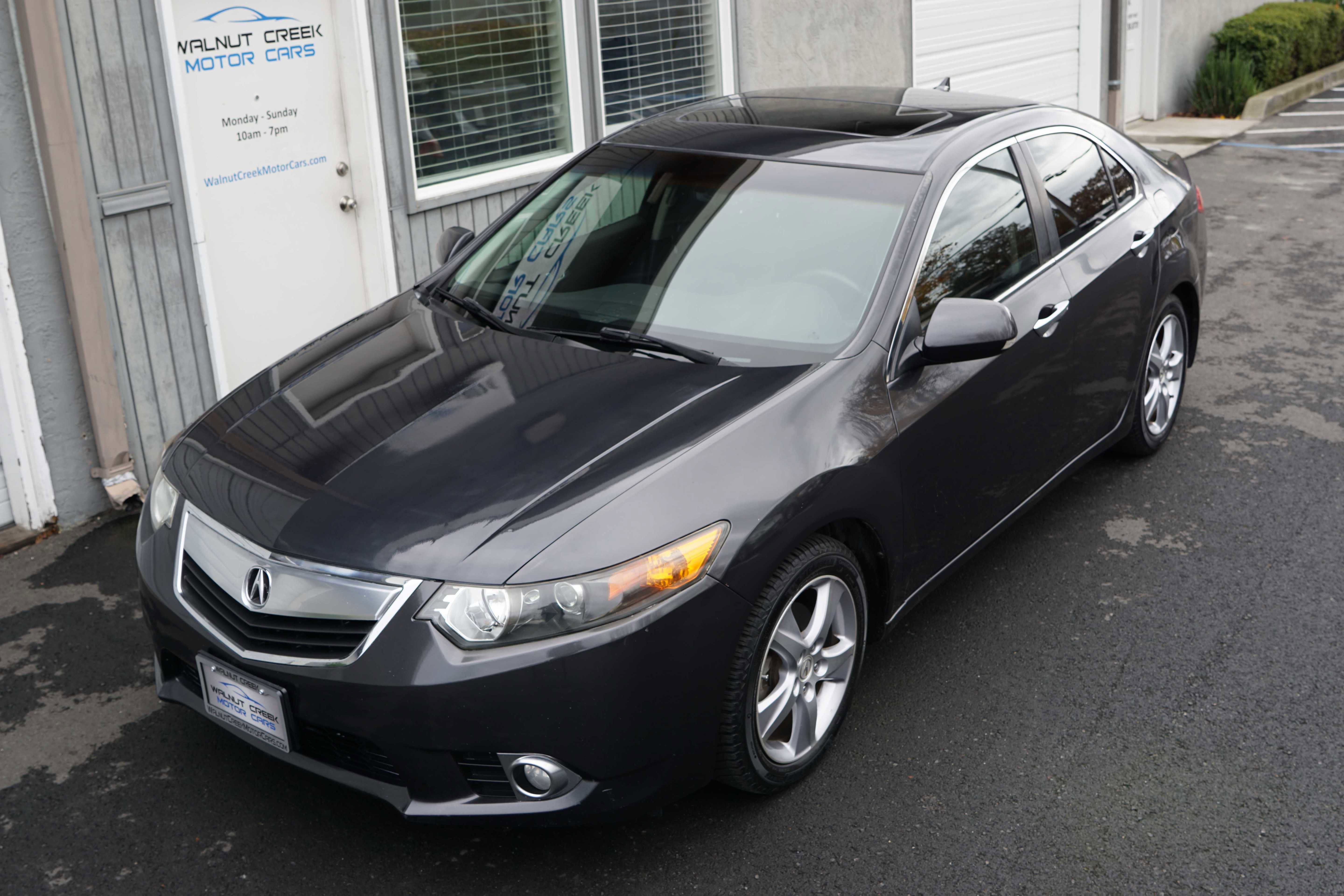 Used 2011 Acura TSX Sedan image 3