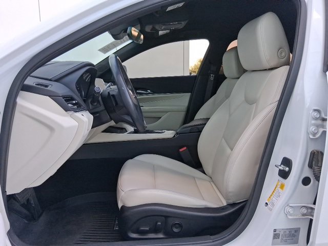 Used 2024 Cadillac CT4 Luxury image 14