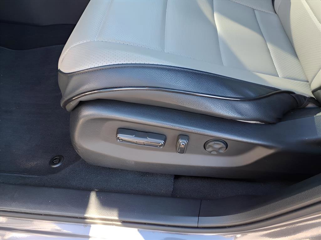 Used 2022 Honda CR-V EX image 12