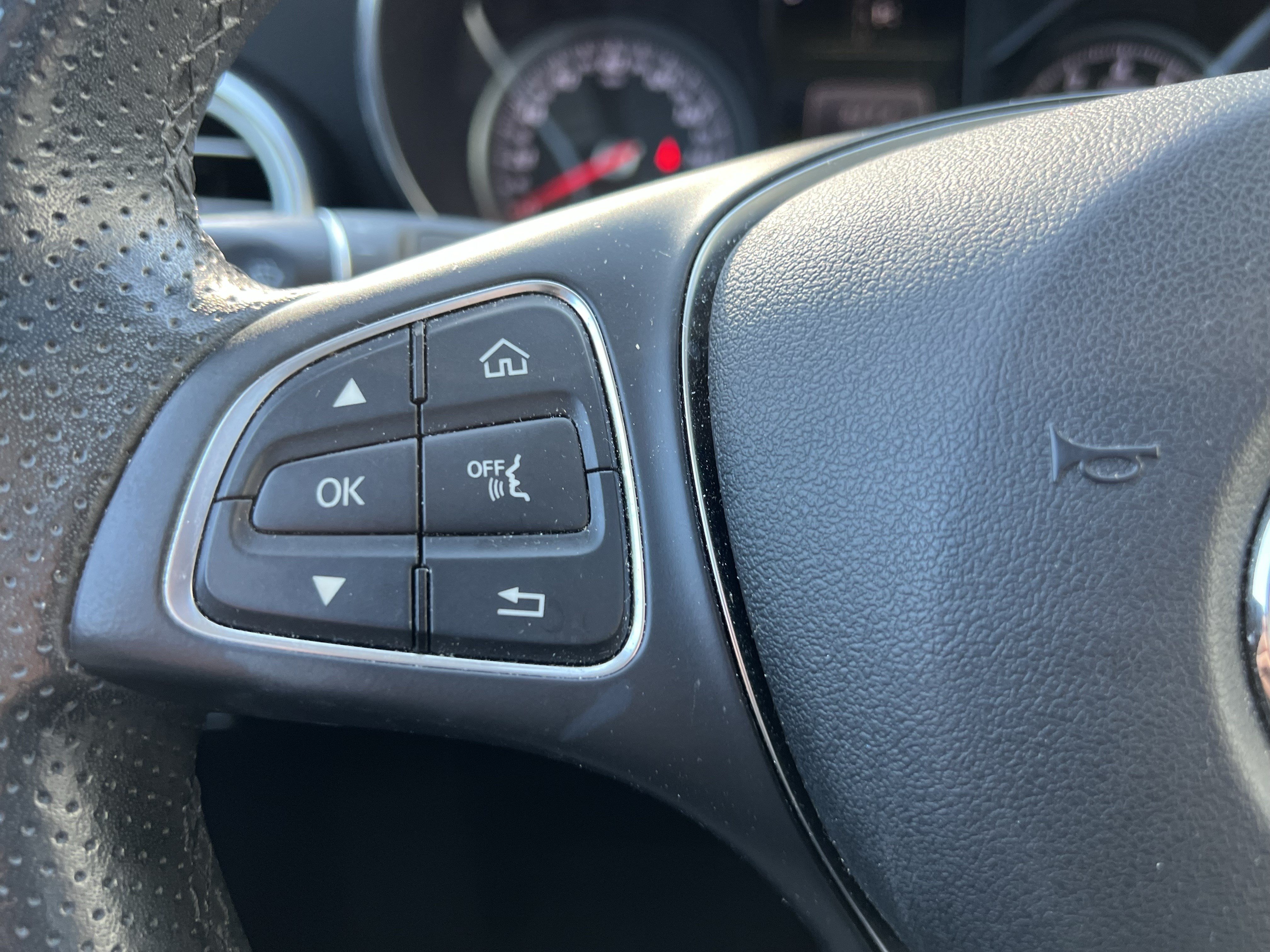 Used 2017 Mercedes-Benz C 300 Sedan image 19