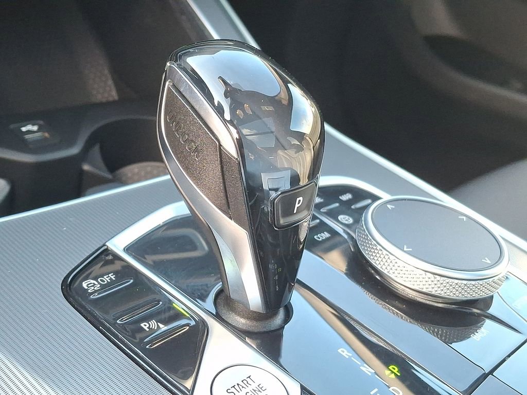 Used 2021 BMW X5 xDrive40i w/ Convenience Package image 12