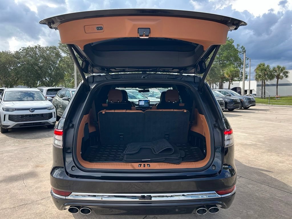 Used 2020 Lincoln Aviator Black Label w/ Dynamic Handling Package AWD/4WD image 42