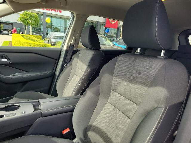 Certified 2026 Nissan Rogue SV image 19