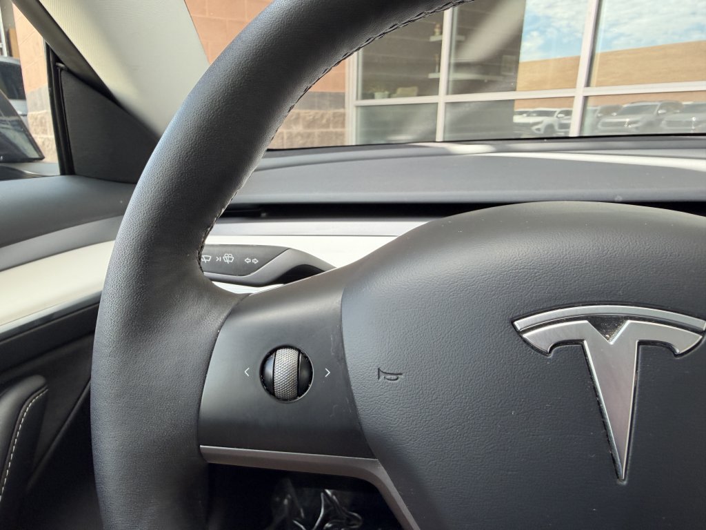 Used 2023 Tesla Model 3 Standard Range RWD image 31