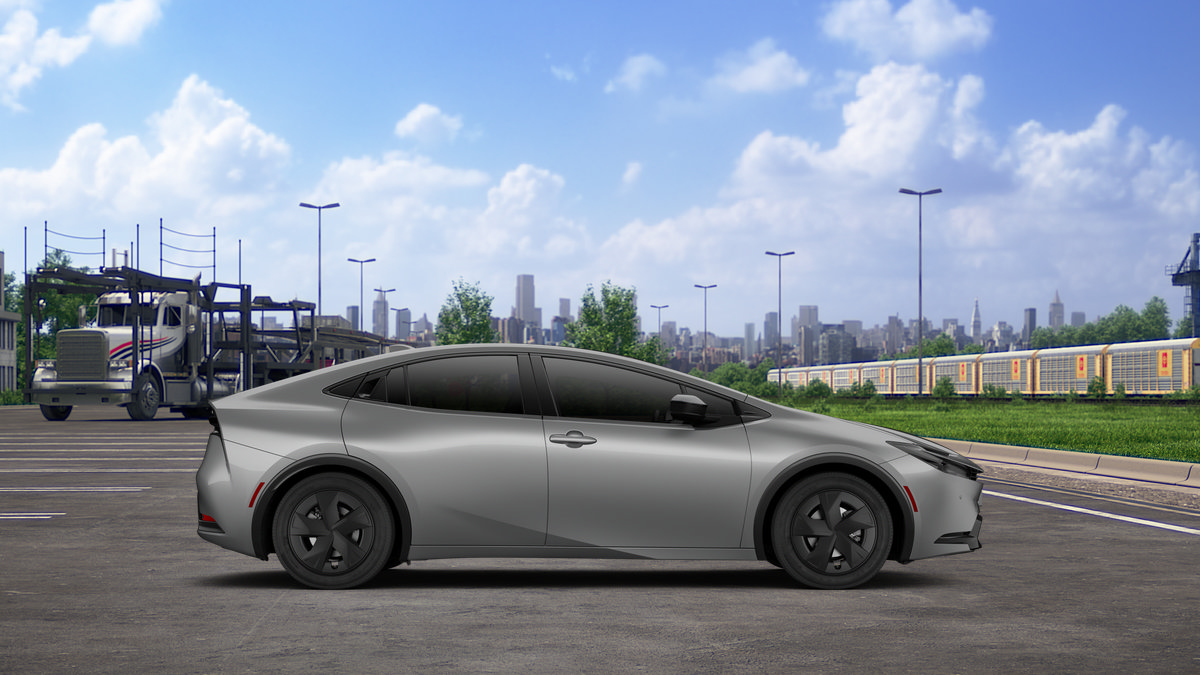 New 2027 Toyota Prius LE FWD image 14