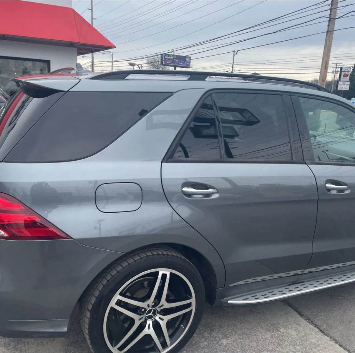 Used 2017 Mercedes-Benz GLE 43 AMG 4MATIC image 10