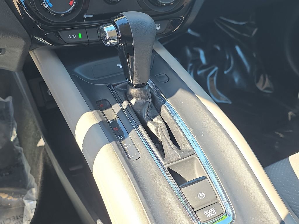 Used 2017 Honda HR-V LX image 22