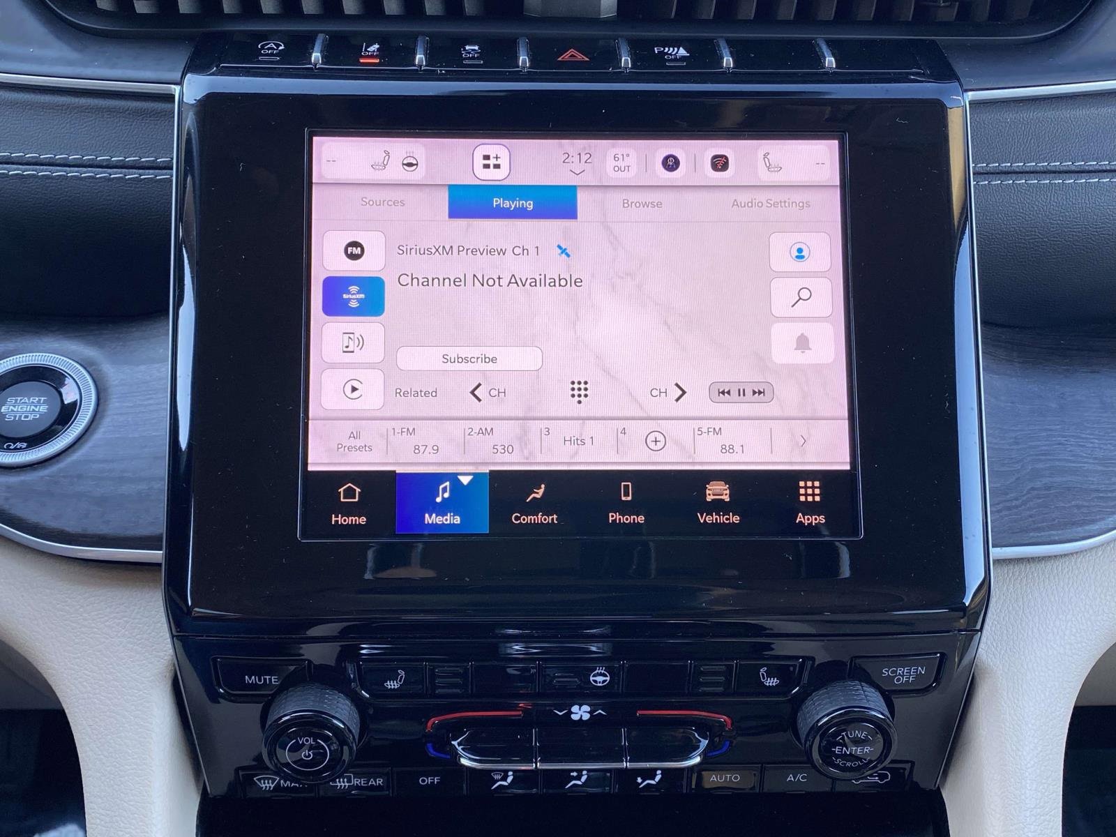 Used 2022 Jeep Grand Cherokee Limited image 23