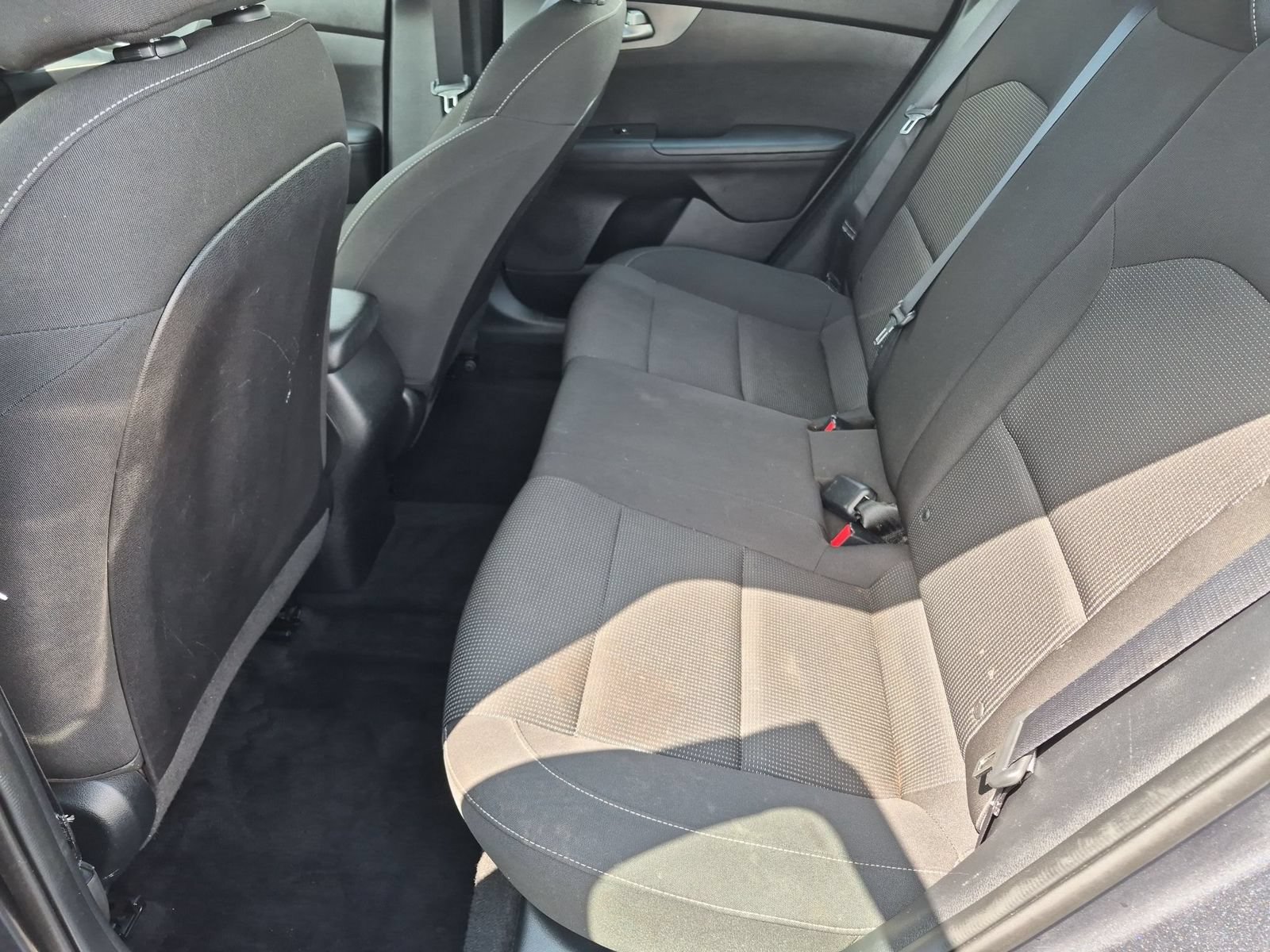 Used 2020 Kia Forte LXS FWD image 17