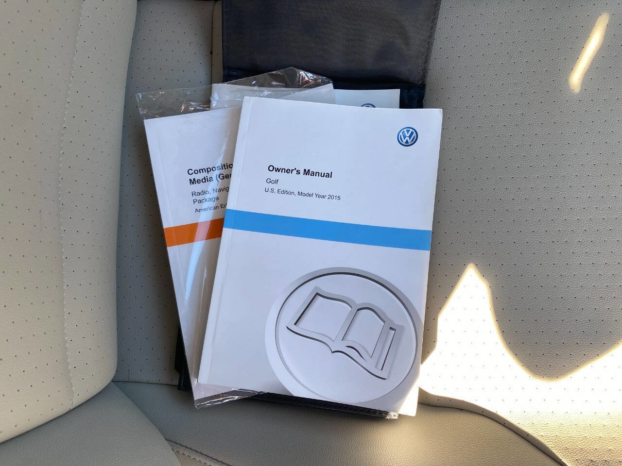 Used 2015 Volkswagen Golf TDI S image 30