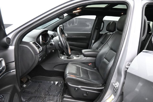 Used 2021 Jeep Grand Cherokee Limited w/ Luxury Group II AWD/4WD image 25
