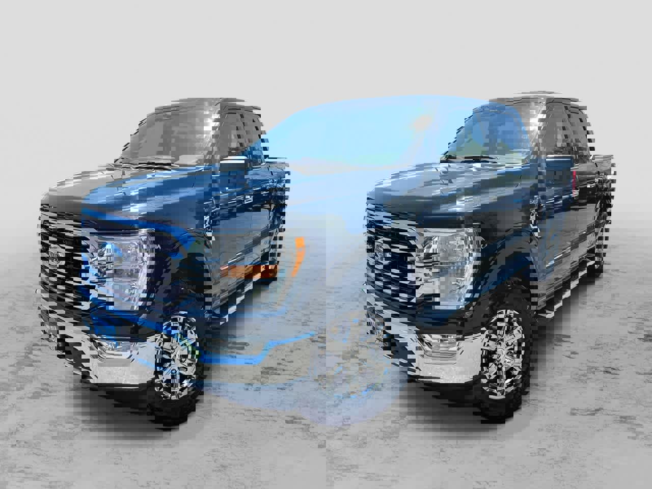 Used 2022 Ford F150 XLT w/ Equipment Group 301A Mid image 1