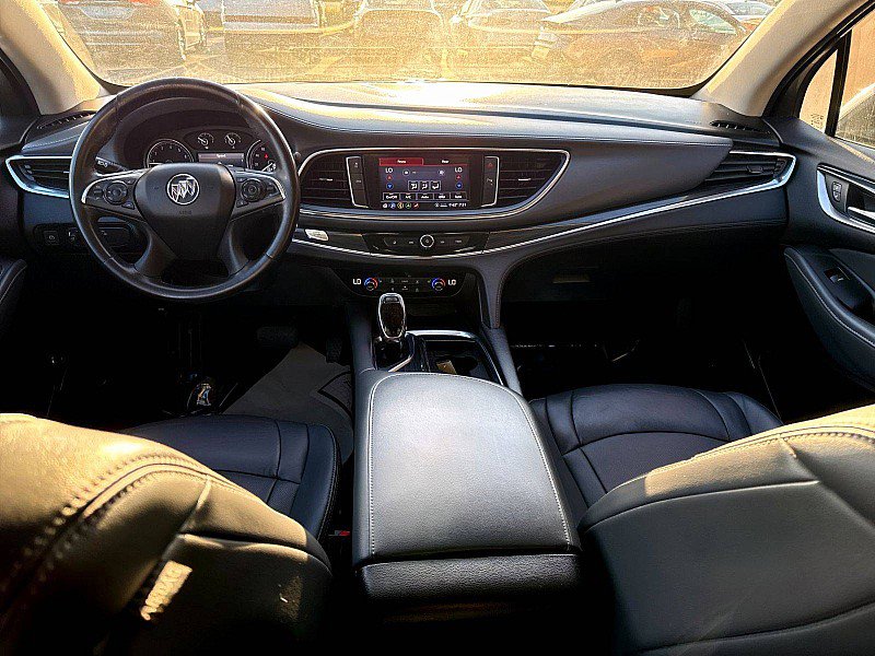 Used 2021 Buick Enclave Essence w/ Sound and Sites Package AWD/4WD image 10