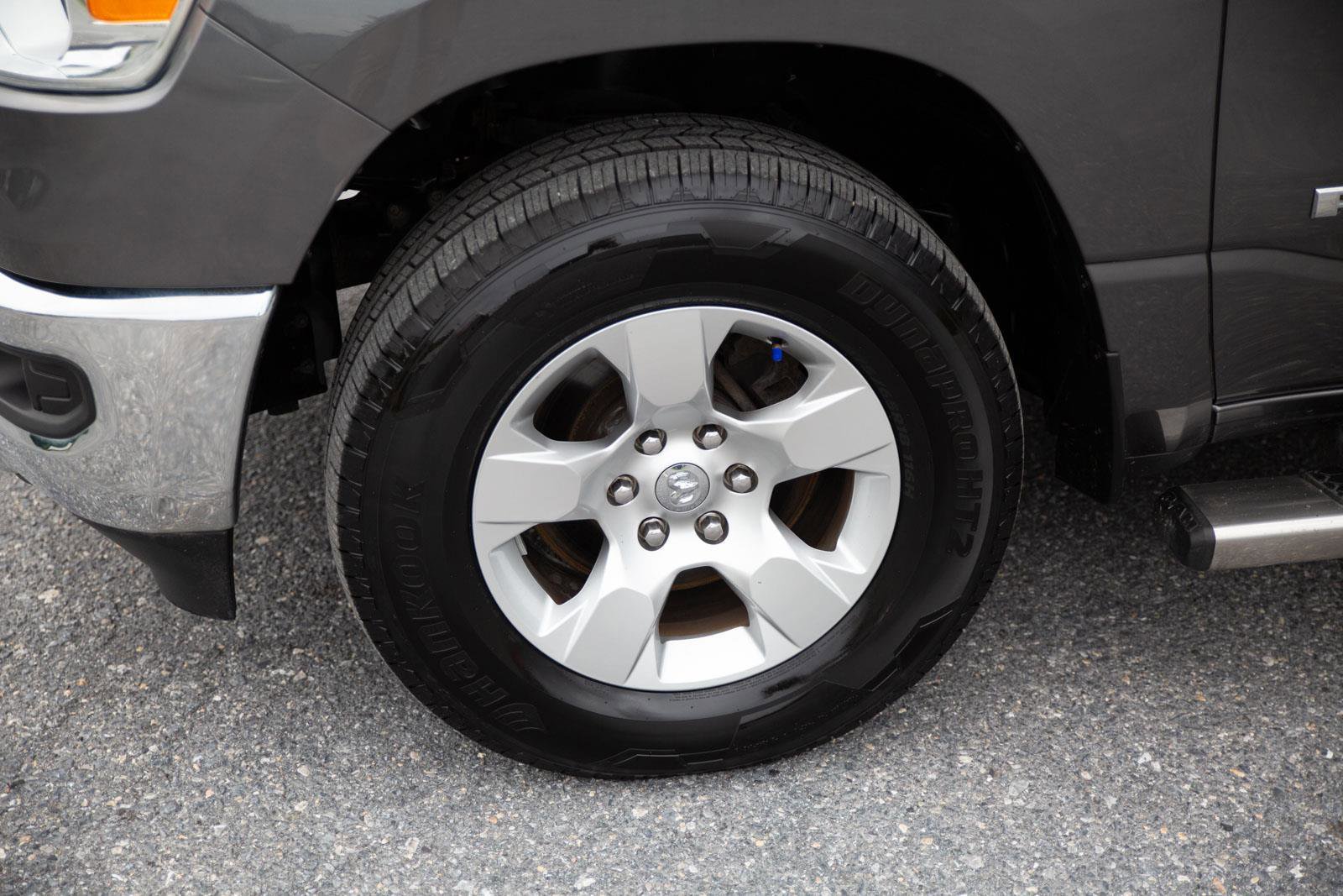 Used 2019 RAM 1500 Big Horn AWD/4WD image 10