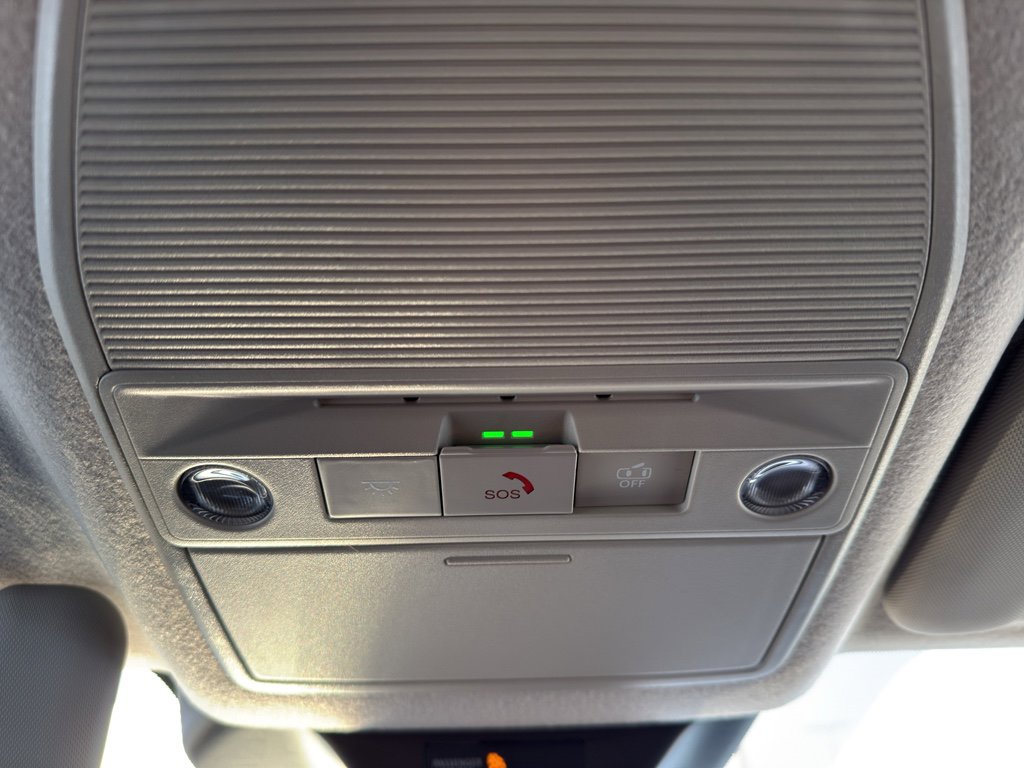 New 2026 Nissan Kicks SR image 22