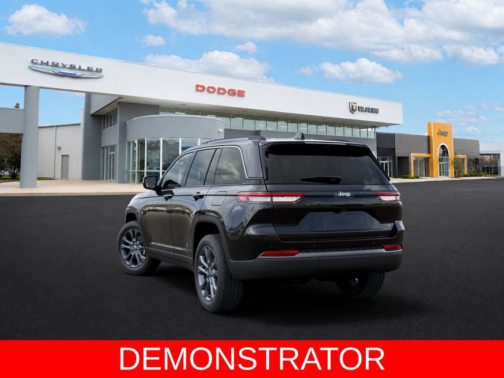 New 2026 Jeep Grand Cherokee Limited AWD/4WD image 3