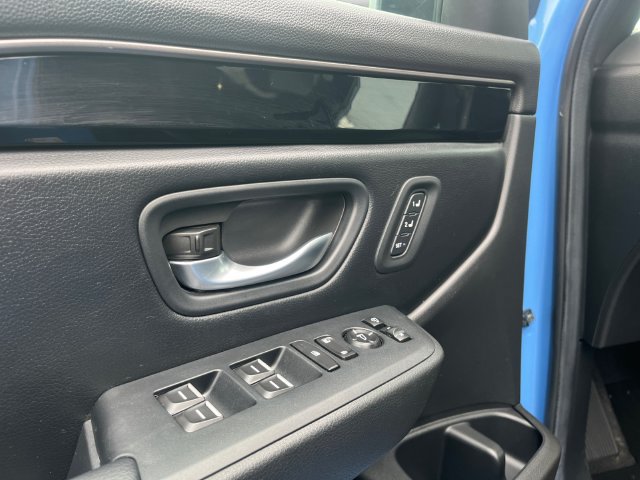 Used 2024 Honda Pilot TrailSport image 11