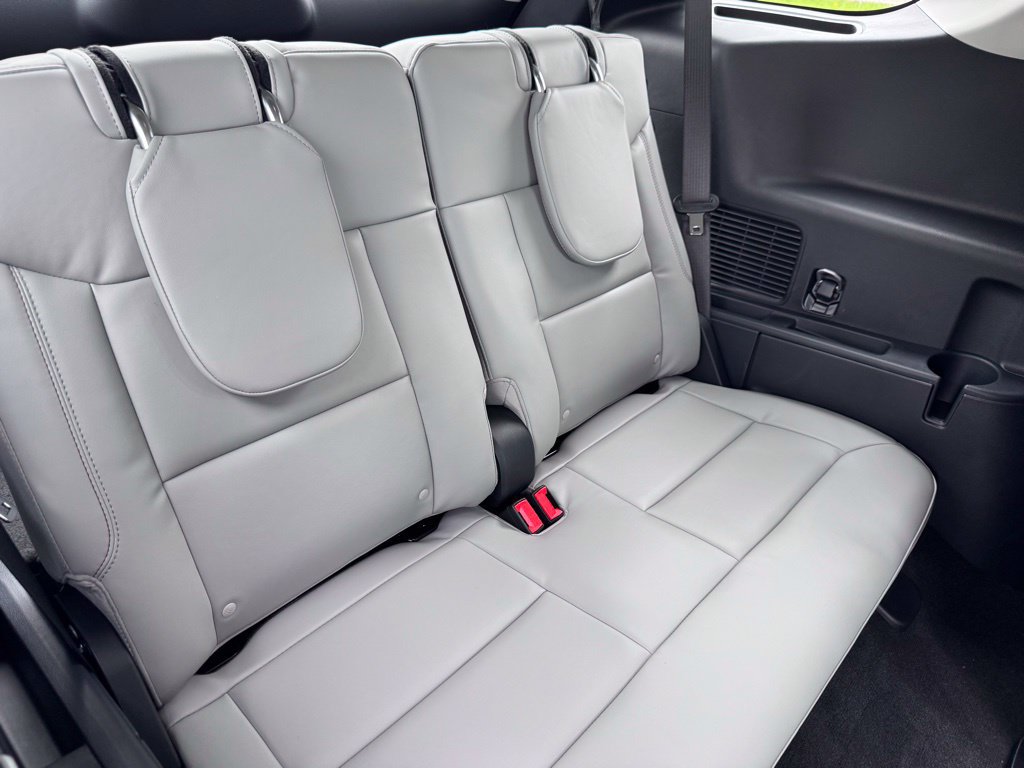 New 2026 Ford Explorer Active w/ Active Comfort Package AWD/4WD image 23