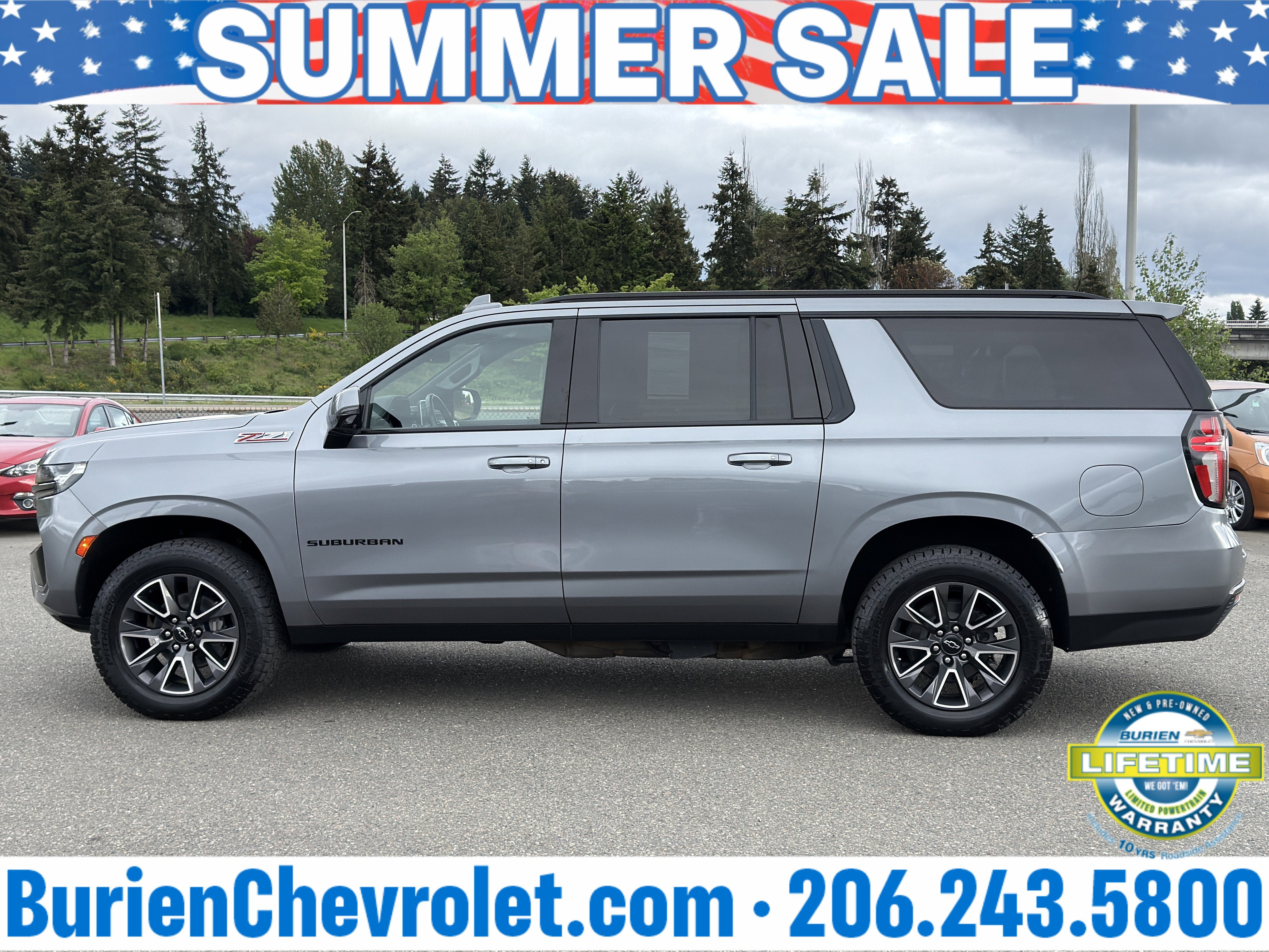 Used 2022 Chevrolet Suburban Z71 w/ Luxury Package AWD/4WD image 2