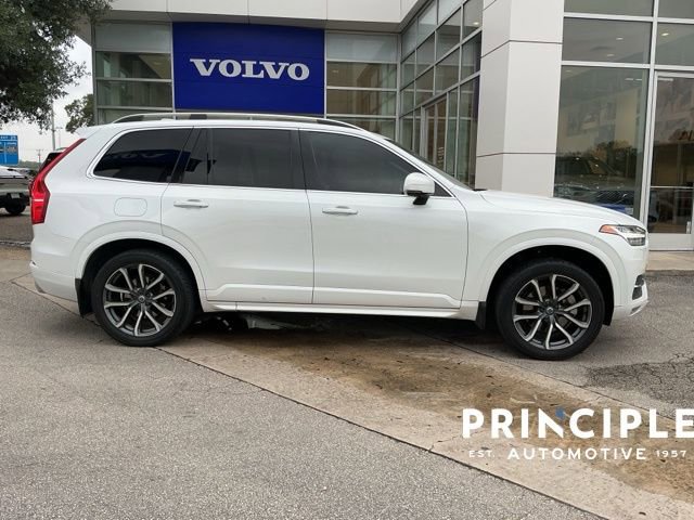 Used 2016 Volvo XC90 T6 Momentum w/ Momentum Plus Package AWD/4WD image 5