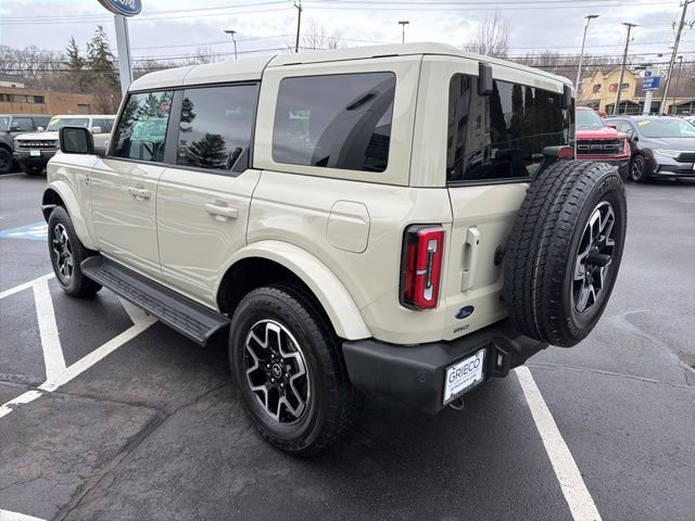 Used 2025 Ford Bronco Outer Banks image 5