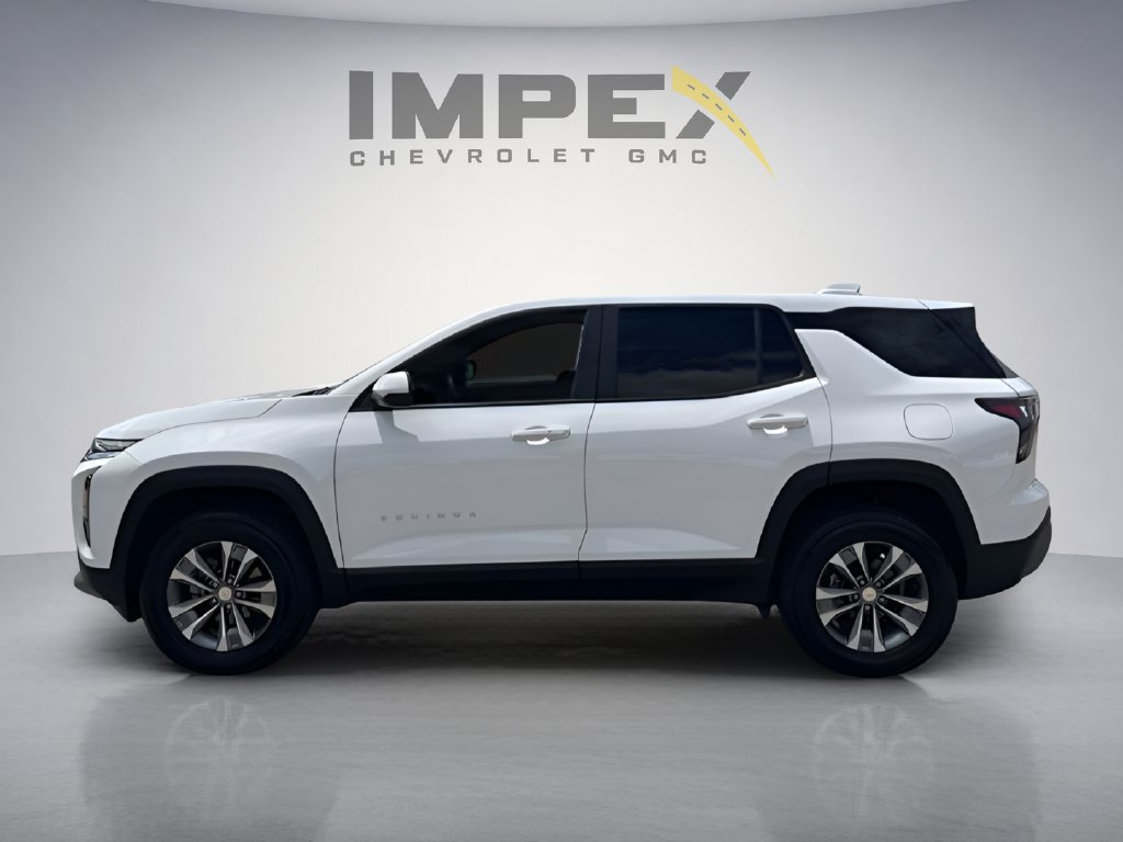 New 2027 Chevrolet Equinox LT FWD image 2