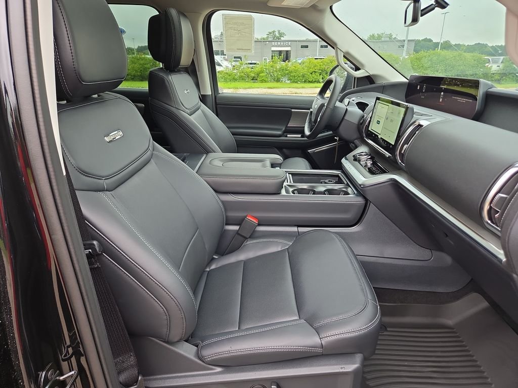 New 2027 Ford Expedition Max Platinum w/ Driver's Package AWD/4WD image 11