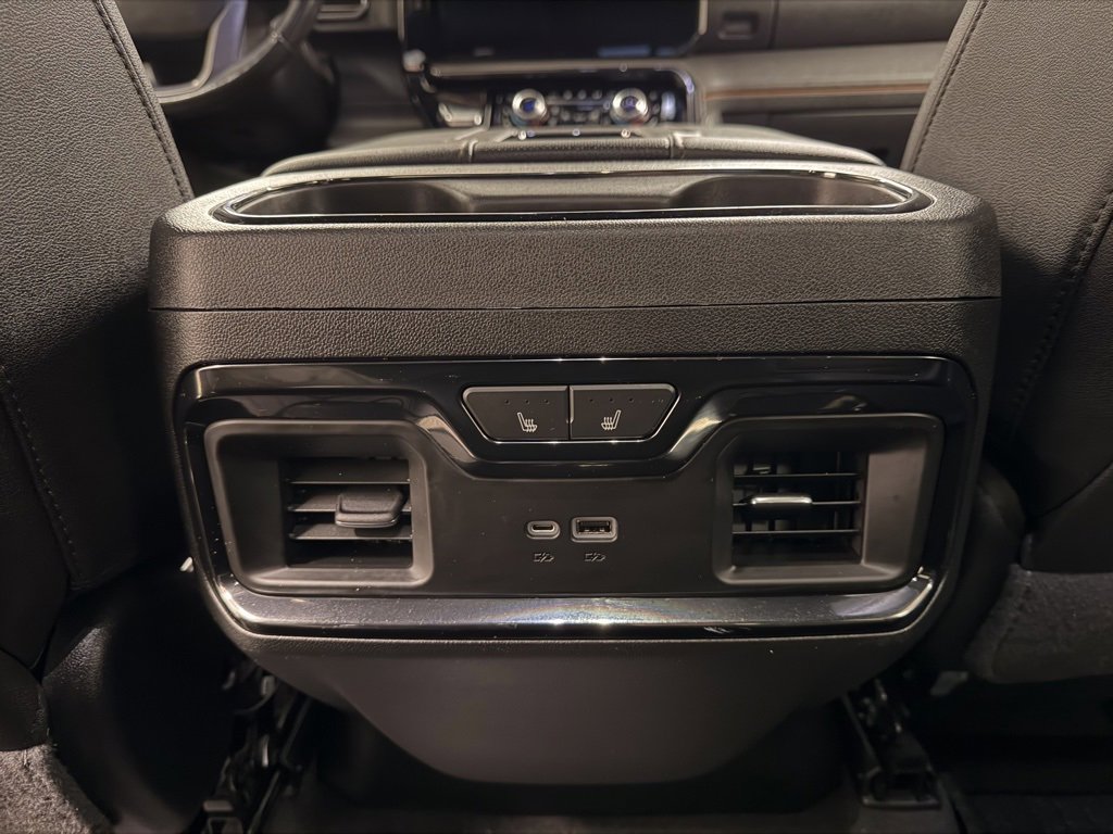 Certified 2022 GMC Sierra 1500 AT4 w/ AT4 Preferred Package image 9