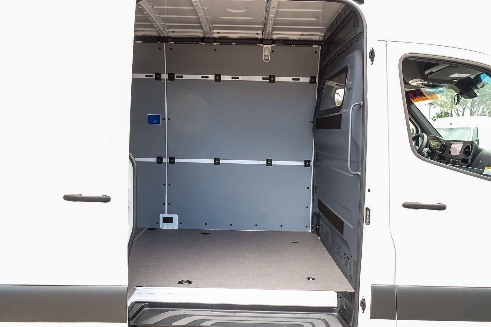 New 2024 Mercedes-Benz Sprinter 2500 image 24