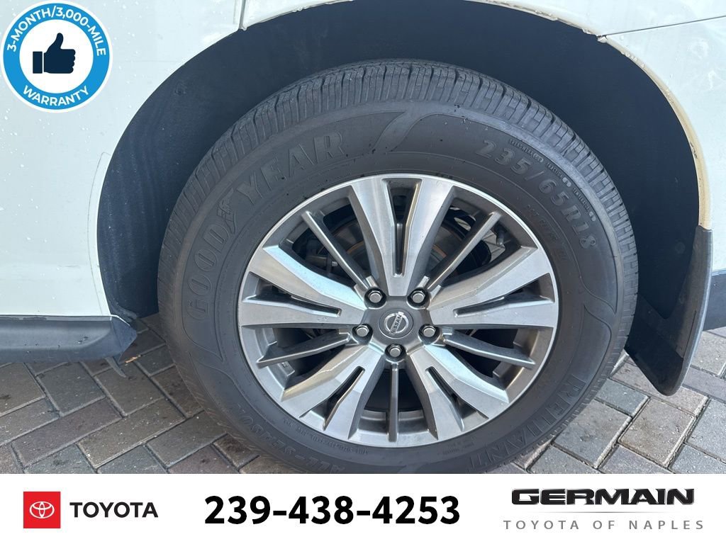 Used 2020 Nissan Pathfinder S FWD image 12