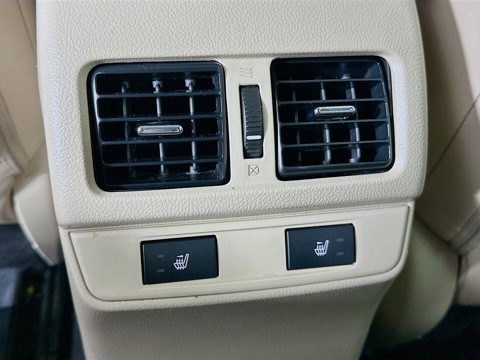 Used 2017 Subaru Outback 2.5i Limited image 28