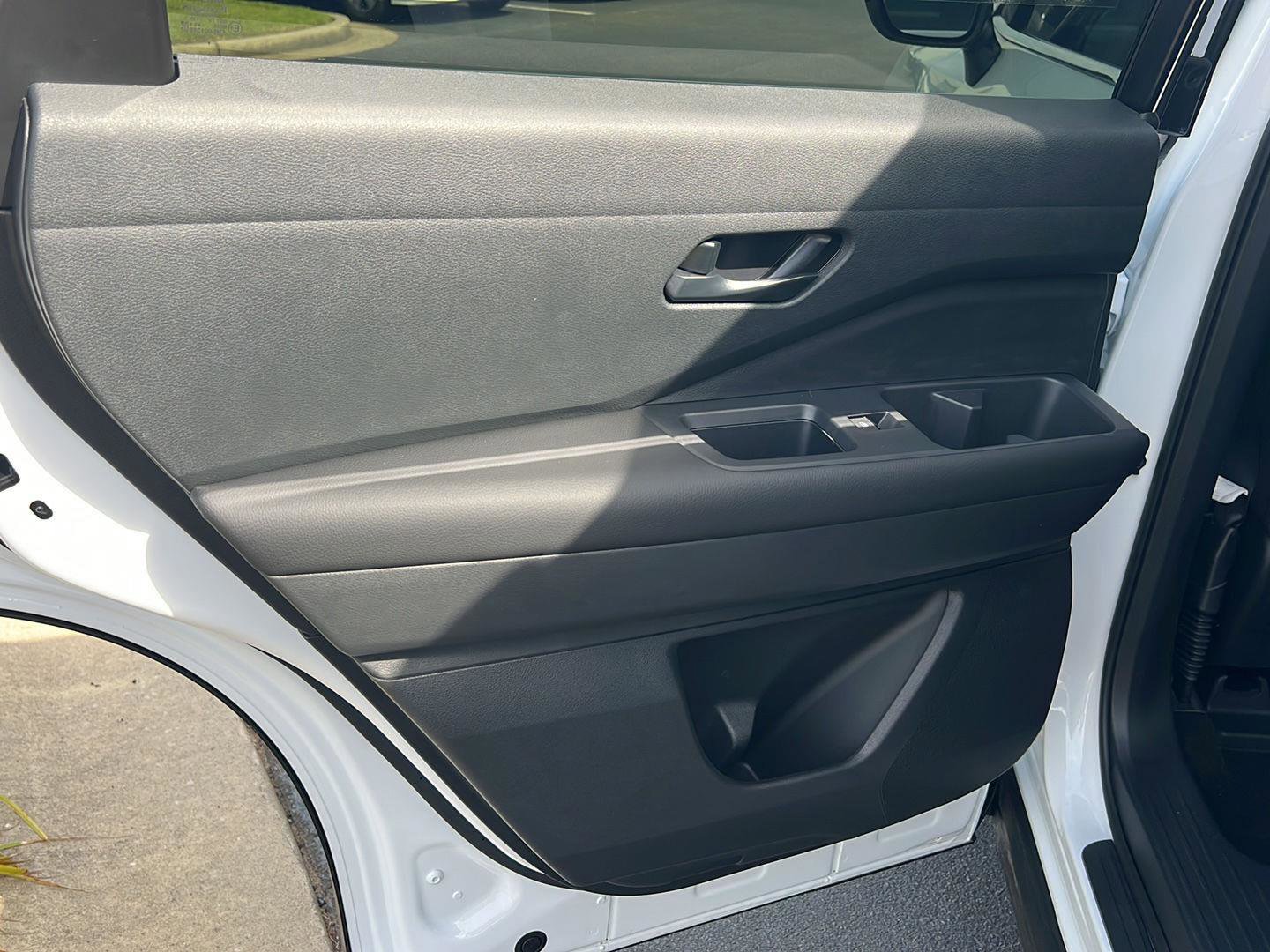 New 2026 Nissan Pathfinder SV image 18