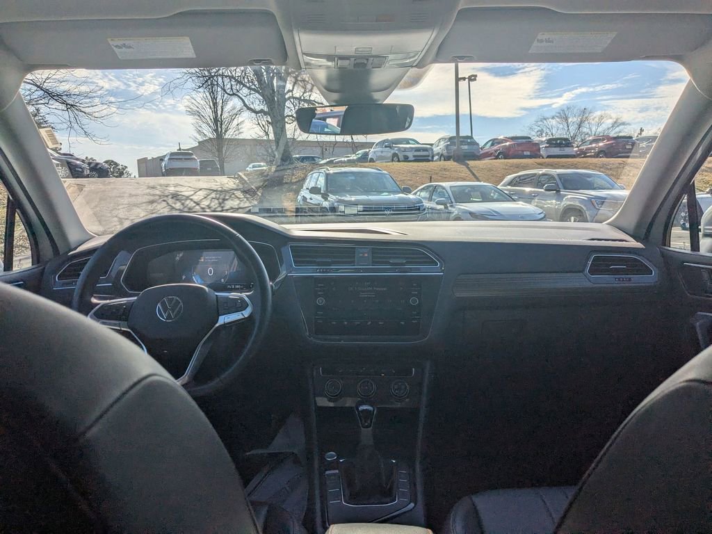Used 2024 Volkswagen Tiguan Wolfsburg Edition image 25