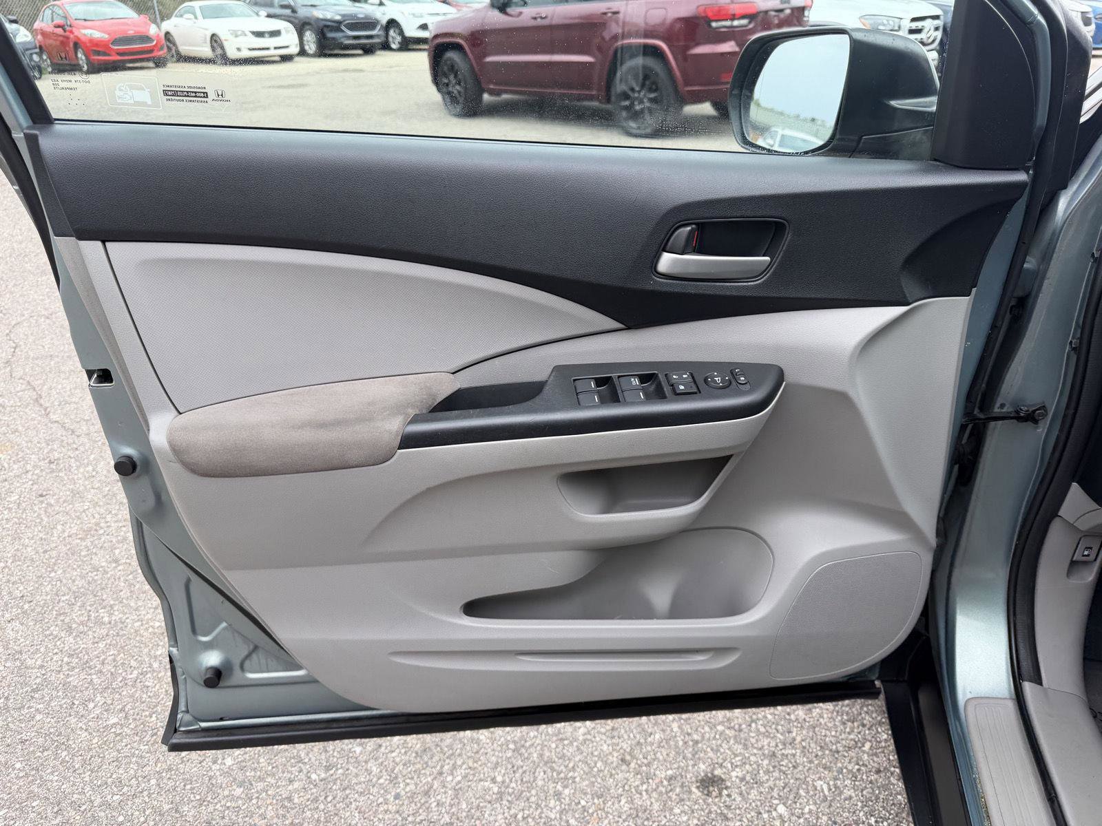 Used 2012 Honda CR-V LX image 12