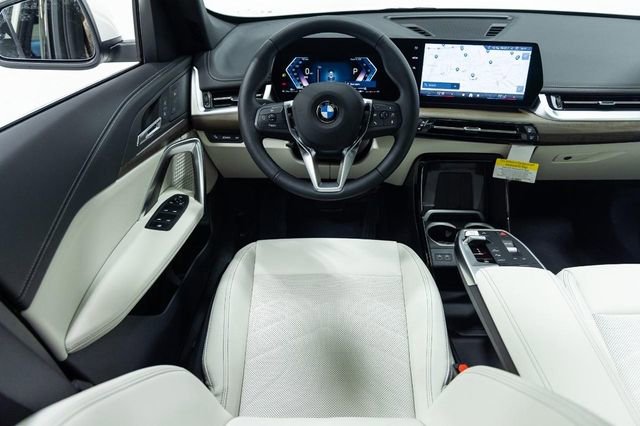 New 2026 BMW X1 xDrive28i AWD/4WD image 4